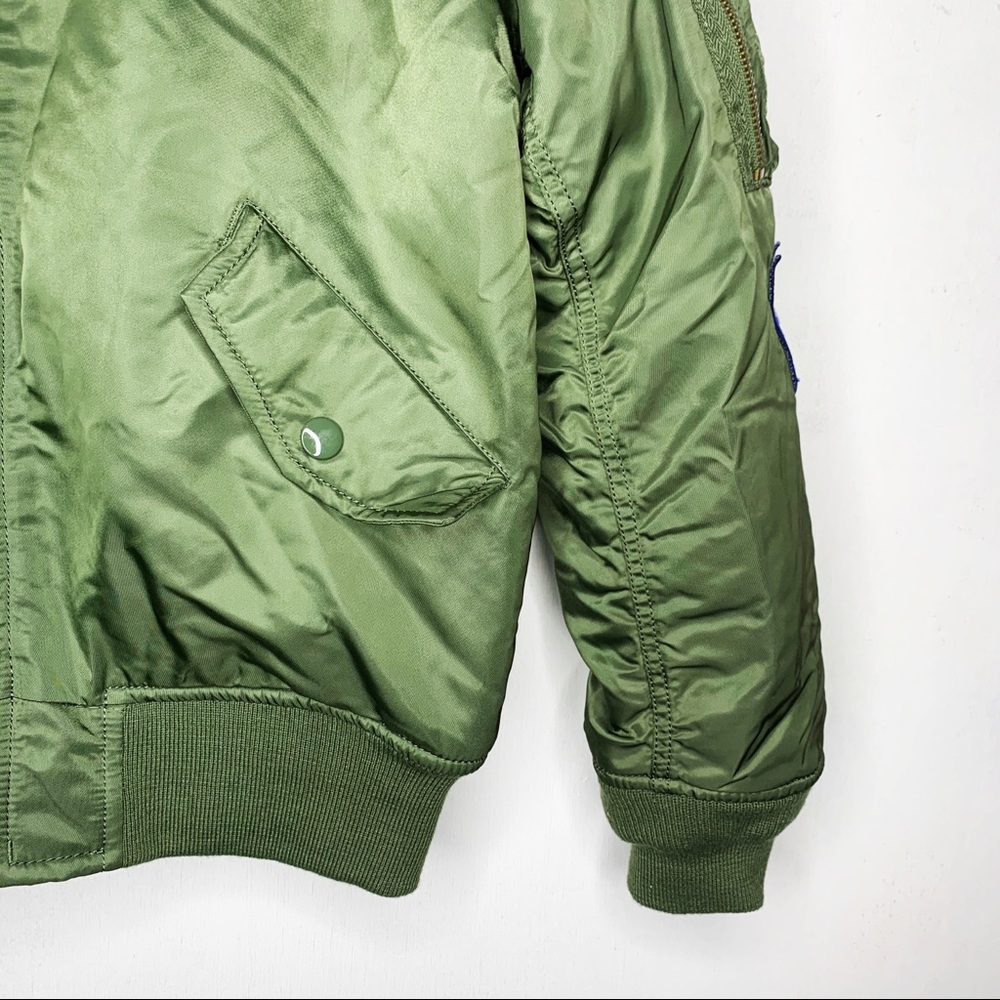 ALPHA INDUSTRIES MA-1 Classic Bomber Flight Jacket - Picture 11 of 16